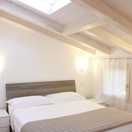 Locazione Turistica Aquila 3 Apartment เวโรนา ภายนอก รูปภาพ