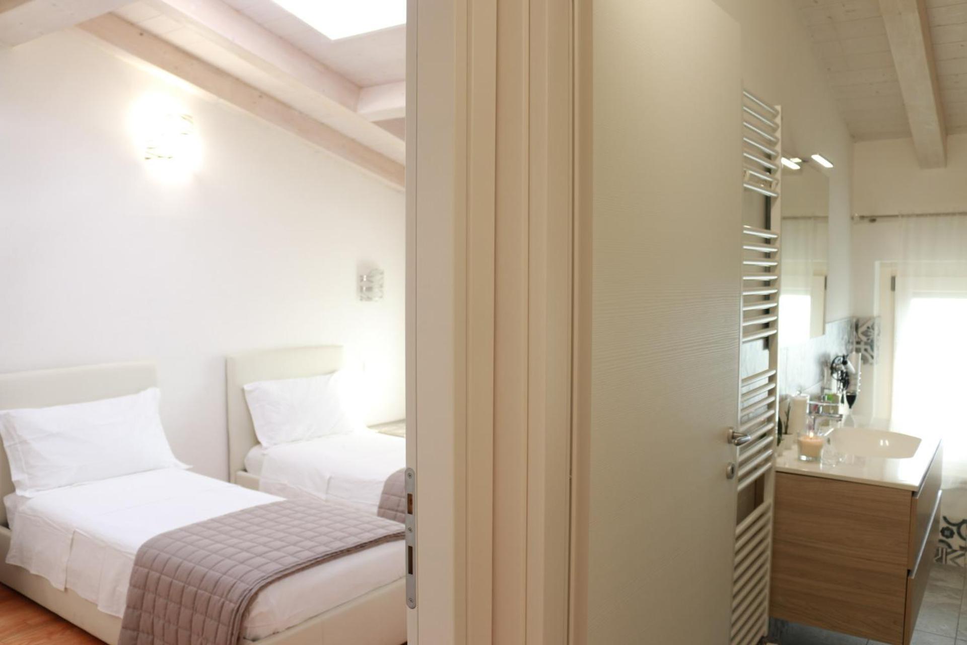 Locazione Turistica Aquila 3 Apartment เวโรนา ภายนอก รูปภาพ