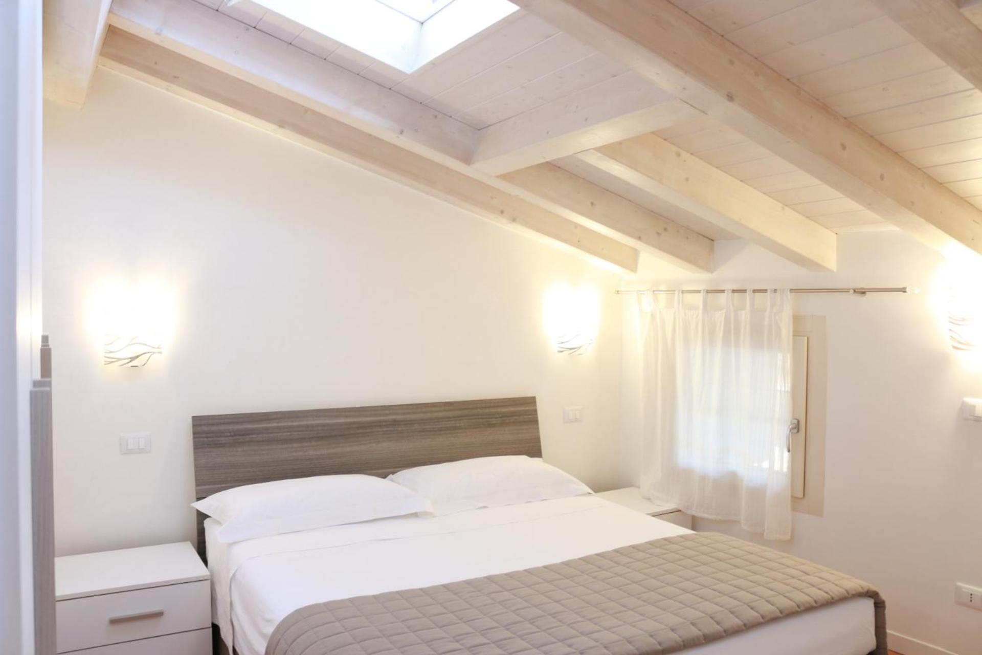 Locazione Turistica Aquila 3 Apartment เวโรนา ภายนอก รูปภาพ
