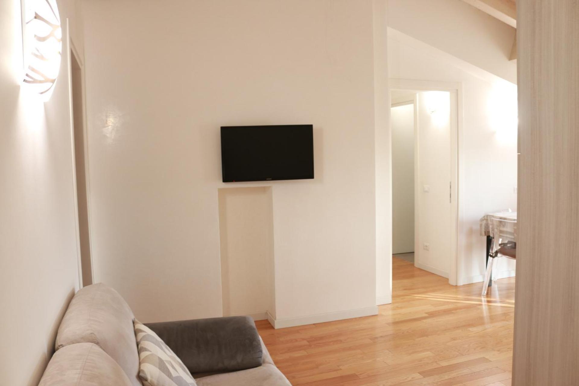 Locazione Turistica Aquila 3 Apartment เวโรนา ภายนอก รูปภาพ